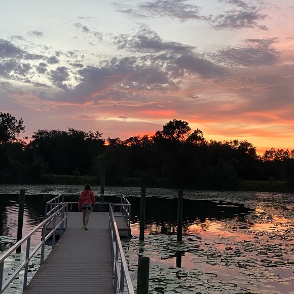 Meet your Posher, Cindy - Picture 7 of 15